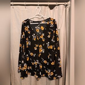 Torrid Bell Sleeve Shirt sz 1